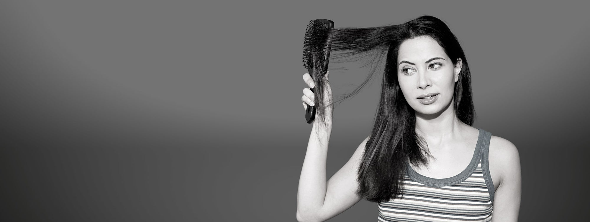 6 Tipps gegen statisch geladenes Haar